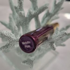 Lipsense Metallic Plum tester